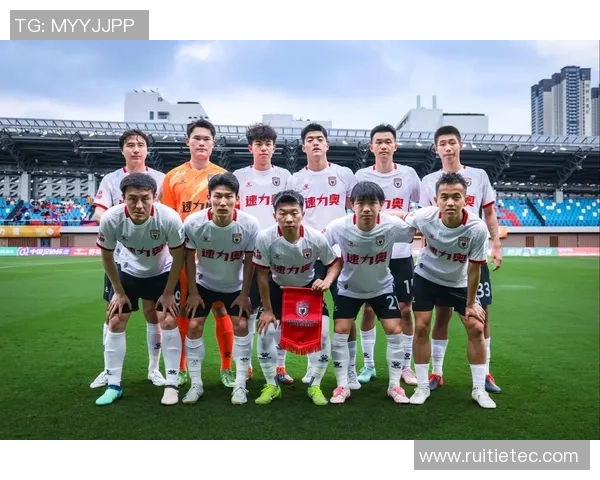 赛后分析：上海足球队与西安足球队的技术对决全景回顾